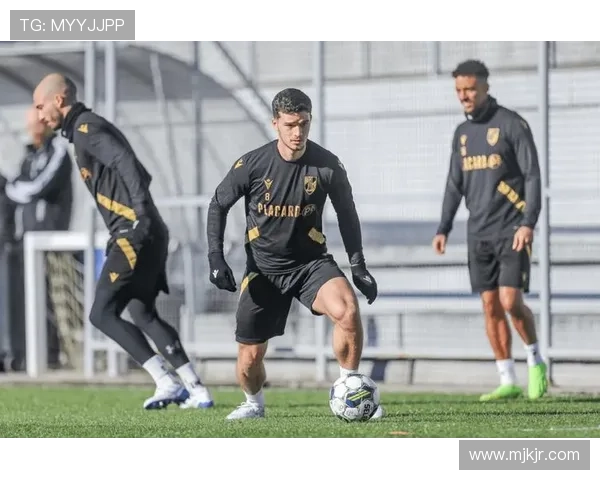 吉马良斯近期比赛走势清晰,状态表现稳健 吉马良斯近期比赛走势清晰,状态表现稳健