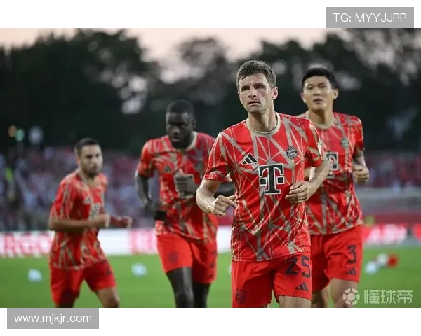 拜仁防守体系漏洞频出,状态下滑对赛季争冠形势造成影响 拜仁防守体系漏洞频出,状态下滑对赛季争冠形势造成影响