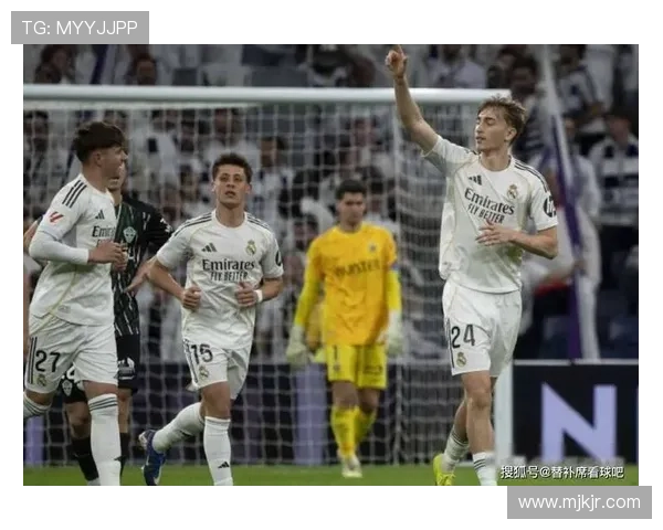 皇马进攻结构失衡问题逐步显现,对赛季争冠关键战能力形成考验 皇马进攻结构失衡问题逐步显现,对赛季争冠关键战能力形成考验