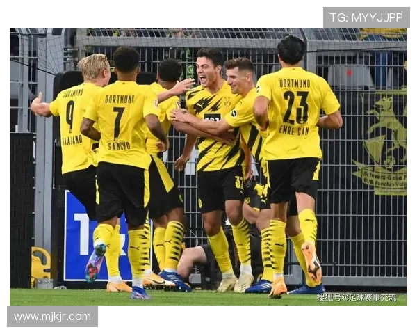 多特蒙德:争冠稳定性不足问题逐步显现,对赛季走势形成制约 多特蒙德:争冠稳定性不足问题逐步显现,对赛季走势形成制约